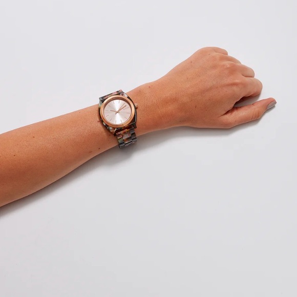 Nixon Time Teller Acetate Watch (brown tortoise shell) - Picture 3 of 5